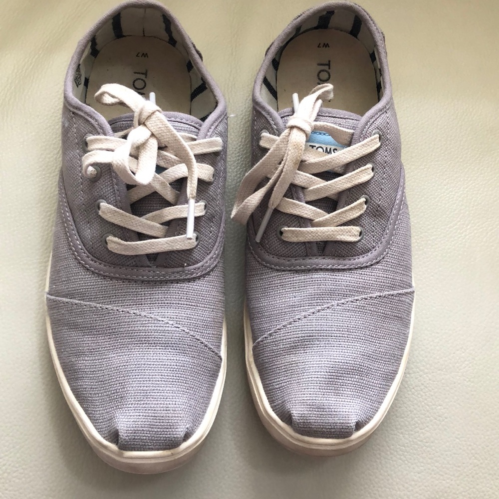 Toms women’s size 7